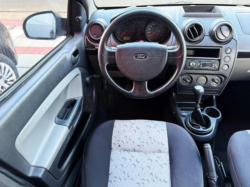 FORD FIESTA
