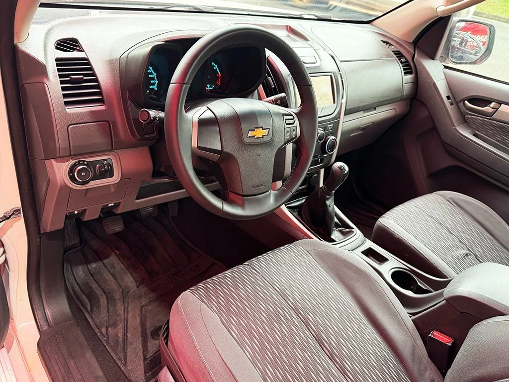 CHEVROLET S10