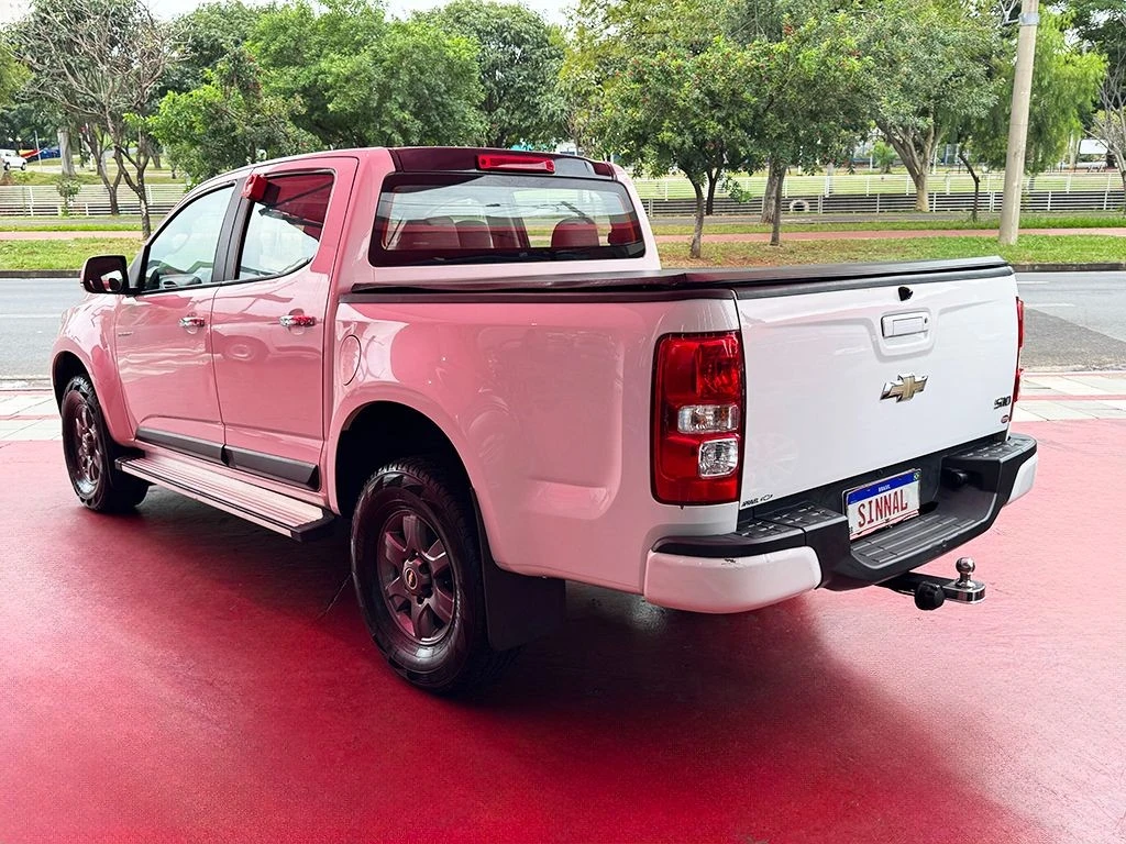 CHEVROLET S10