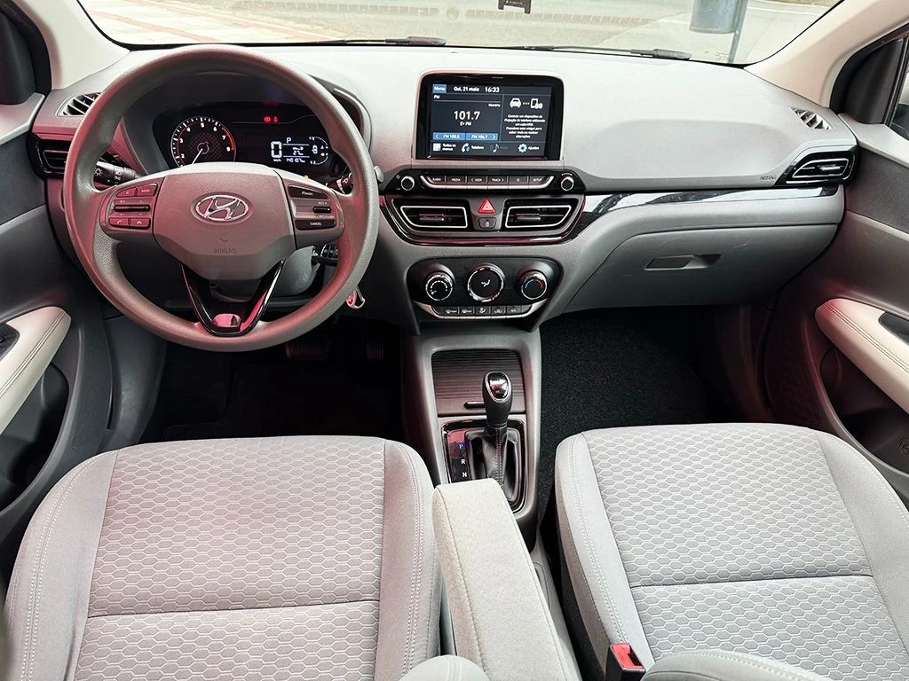 HYUNDAI HB20S
