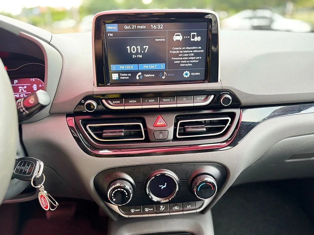 HYUNDAI HB20S