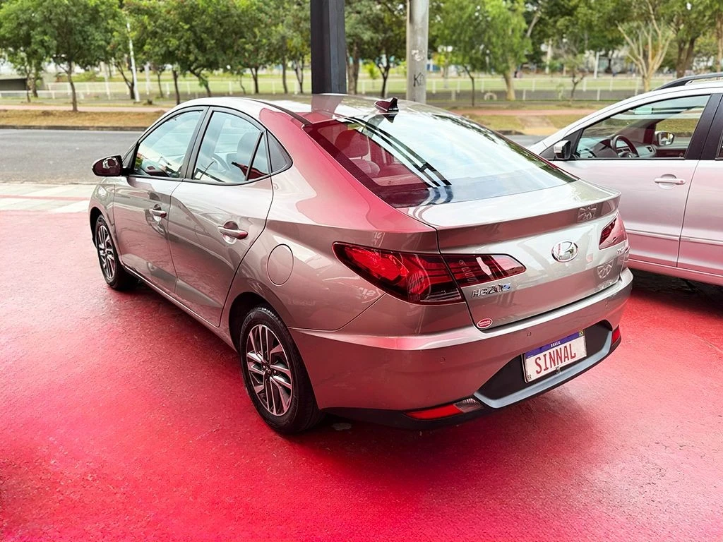 HYUNDAI HB20S