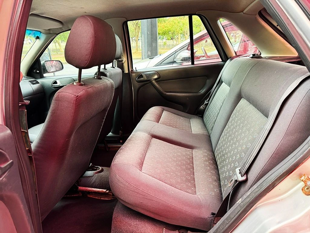 VOLKSWAGEN GOL