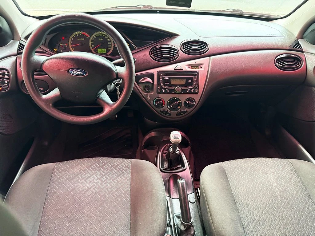 FORD FOCUS