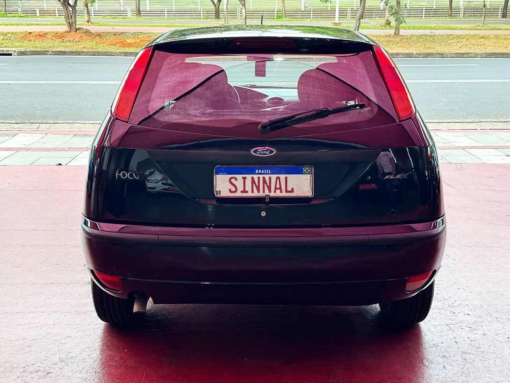 FORD FOCUS