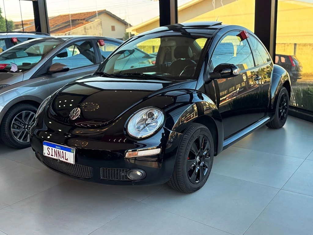 VOLKSWAGEN NEW BEETLE