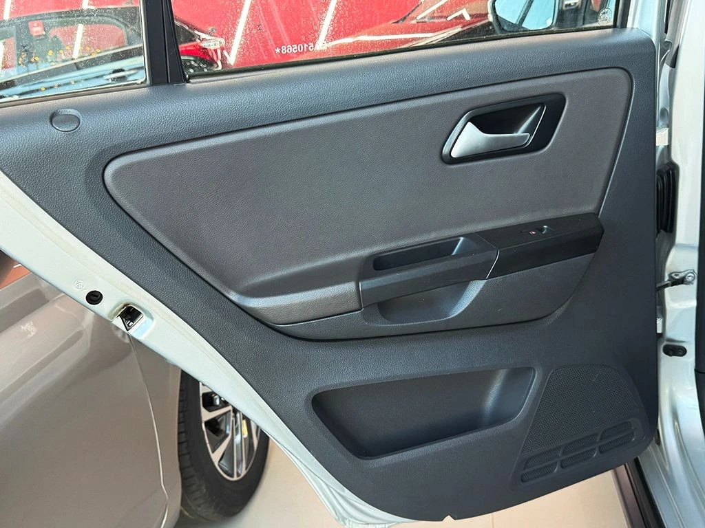 VOLKSWAGEN SPACEFOX