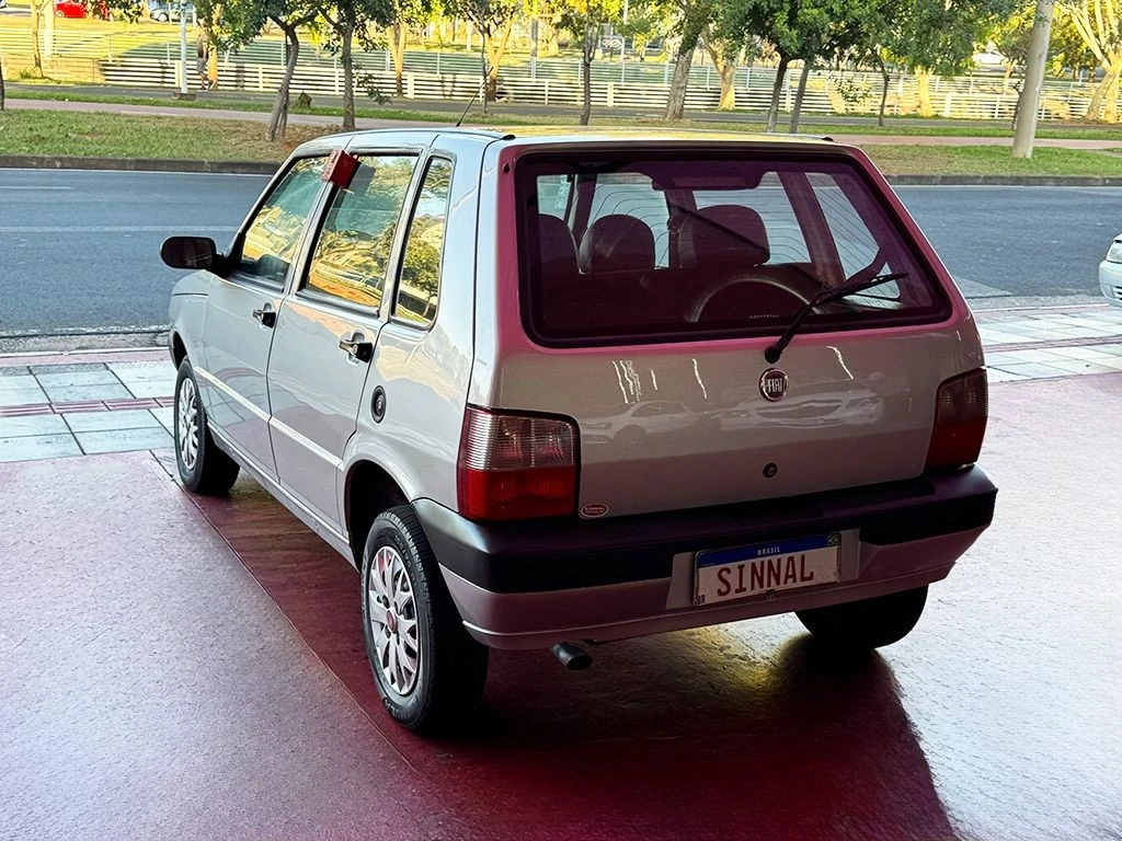 FIAT UNO