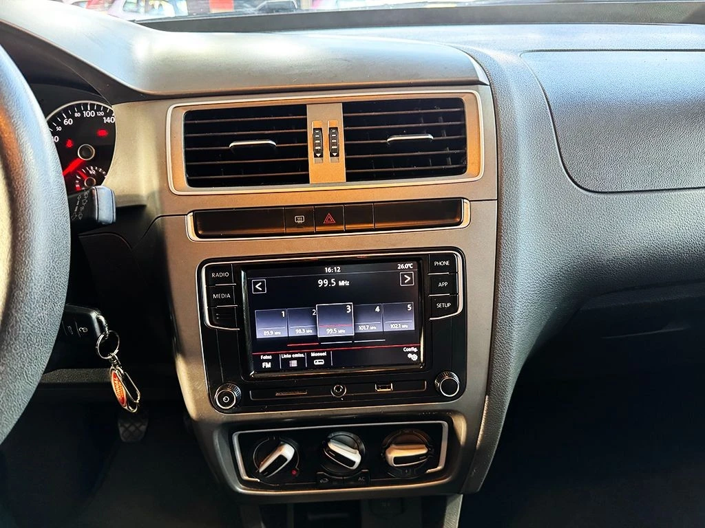 VOLKSWAGEN FOX