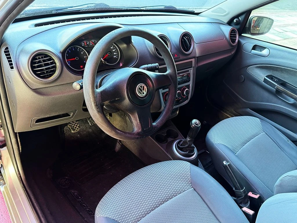 VOLKSWAGEN GOL