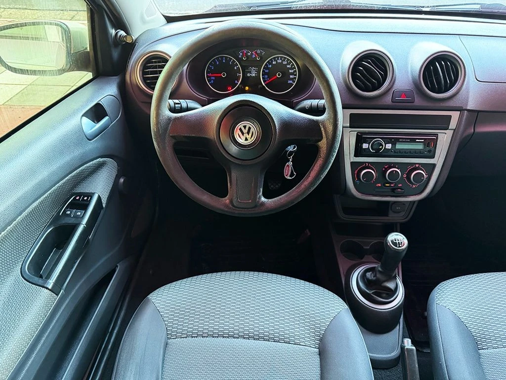 VOLKSWAGEN GOL