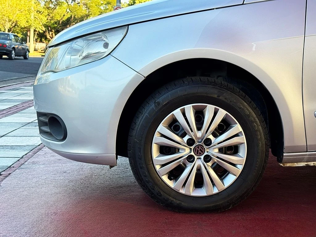 VOLKSWAGEN GOL