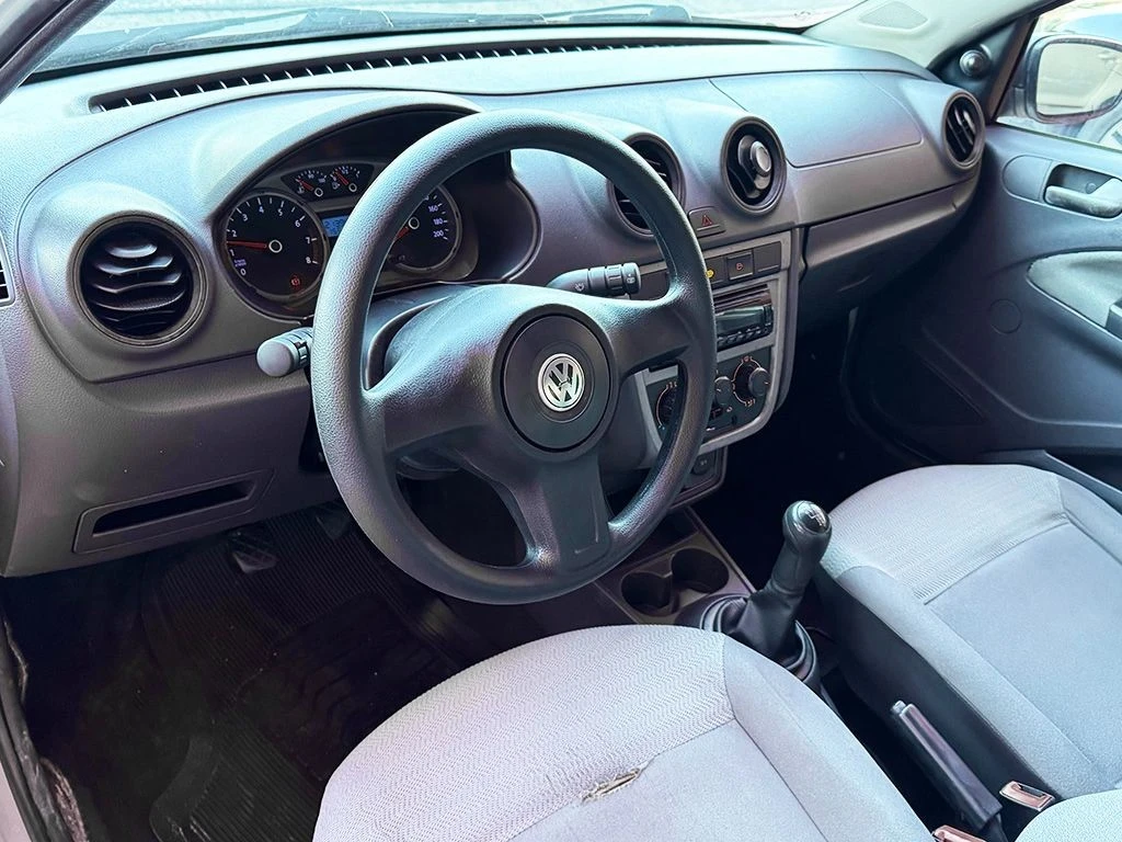 VOLKSWAGEN VOYAGE