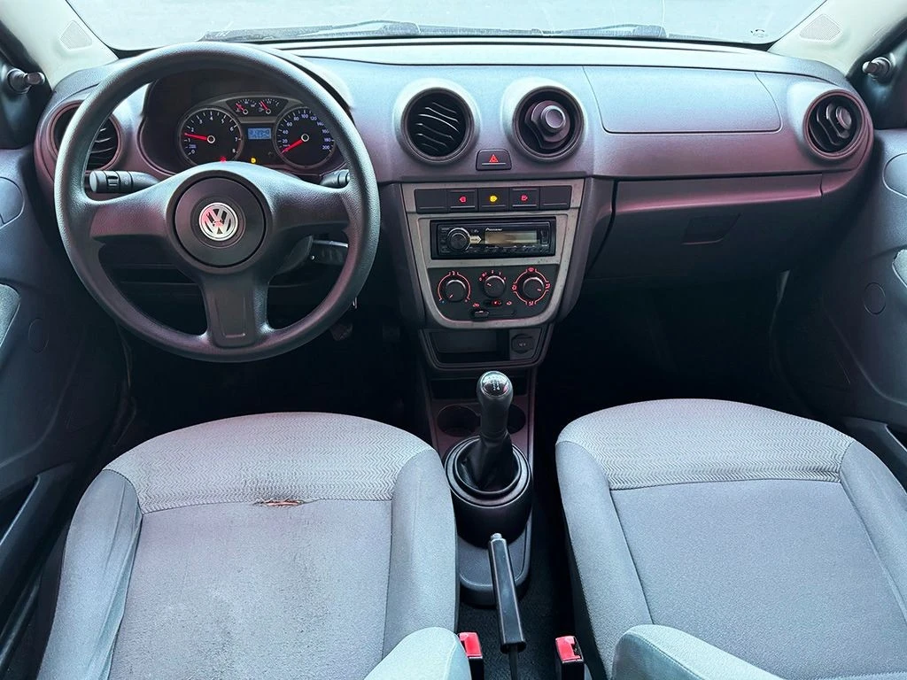 VOLKSWAGEN VOYAGE