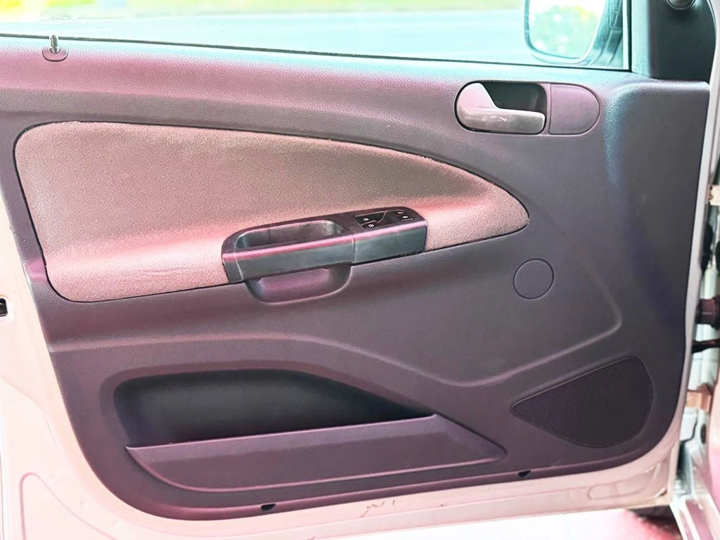 VOLKSWAGEN VOYAGE