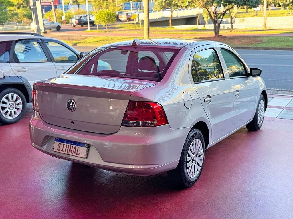 VOLKSWAGEN VOYAGE