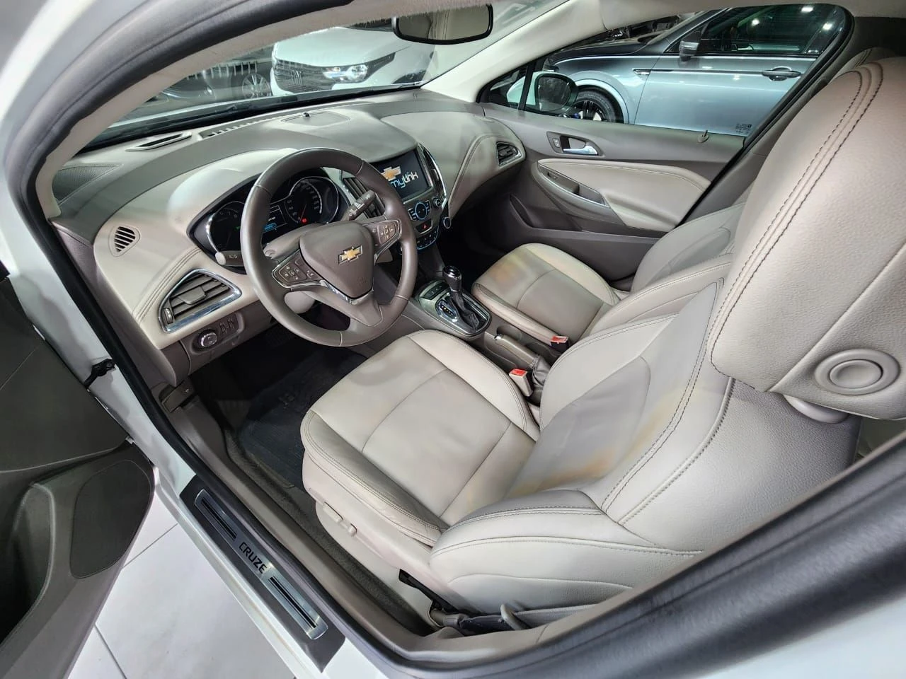 CHEVROLET CRUZE