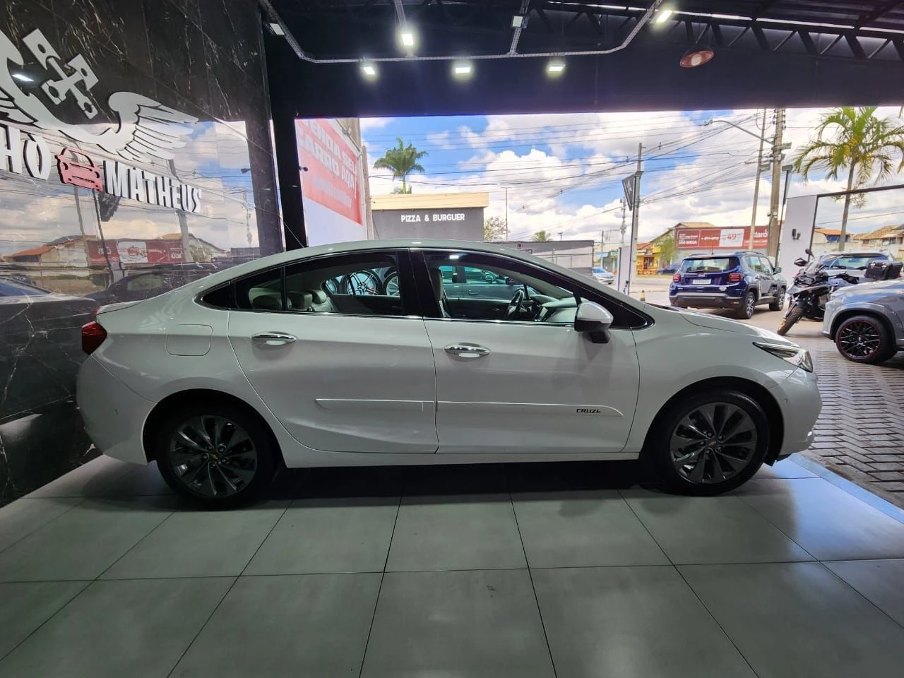CHEVROLET CRUZE