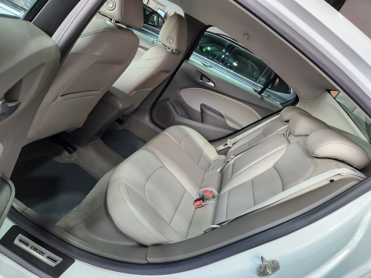 CHEVROLET CRUZE