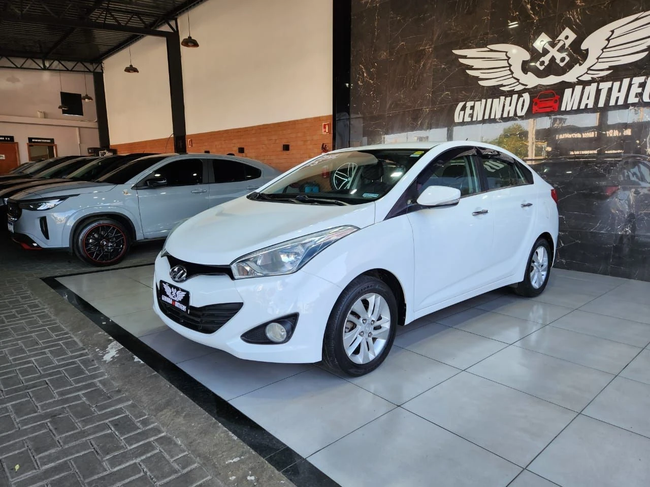 HYUNDAI HB20S