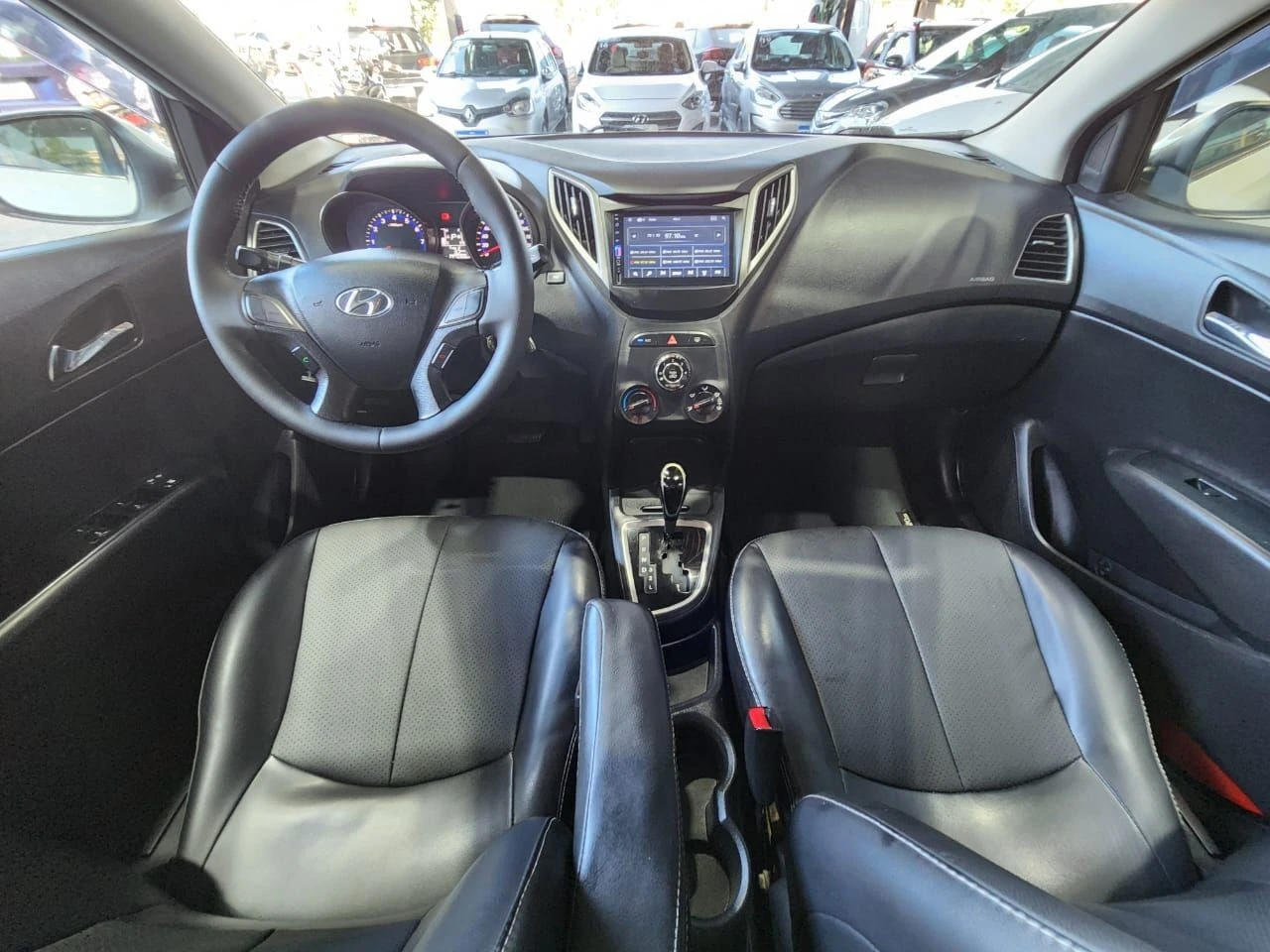 HYUNDAI HB20S