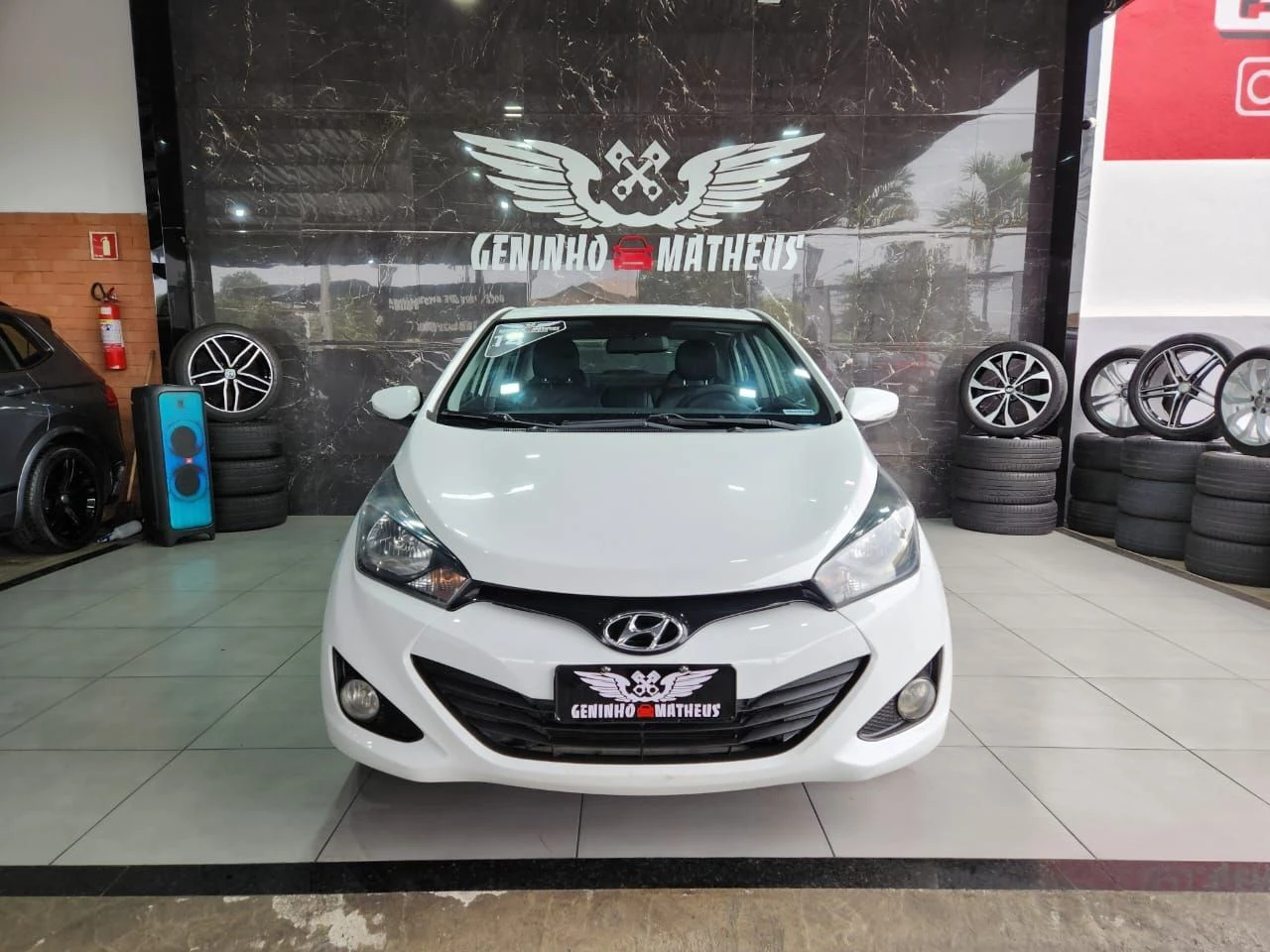 HYUNDAI HB20S