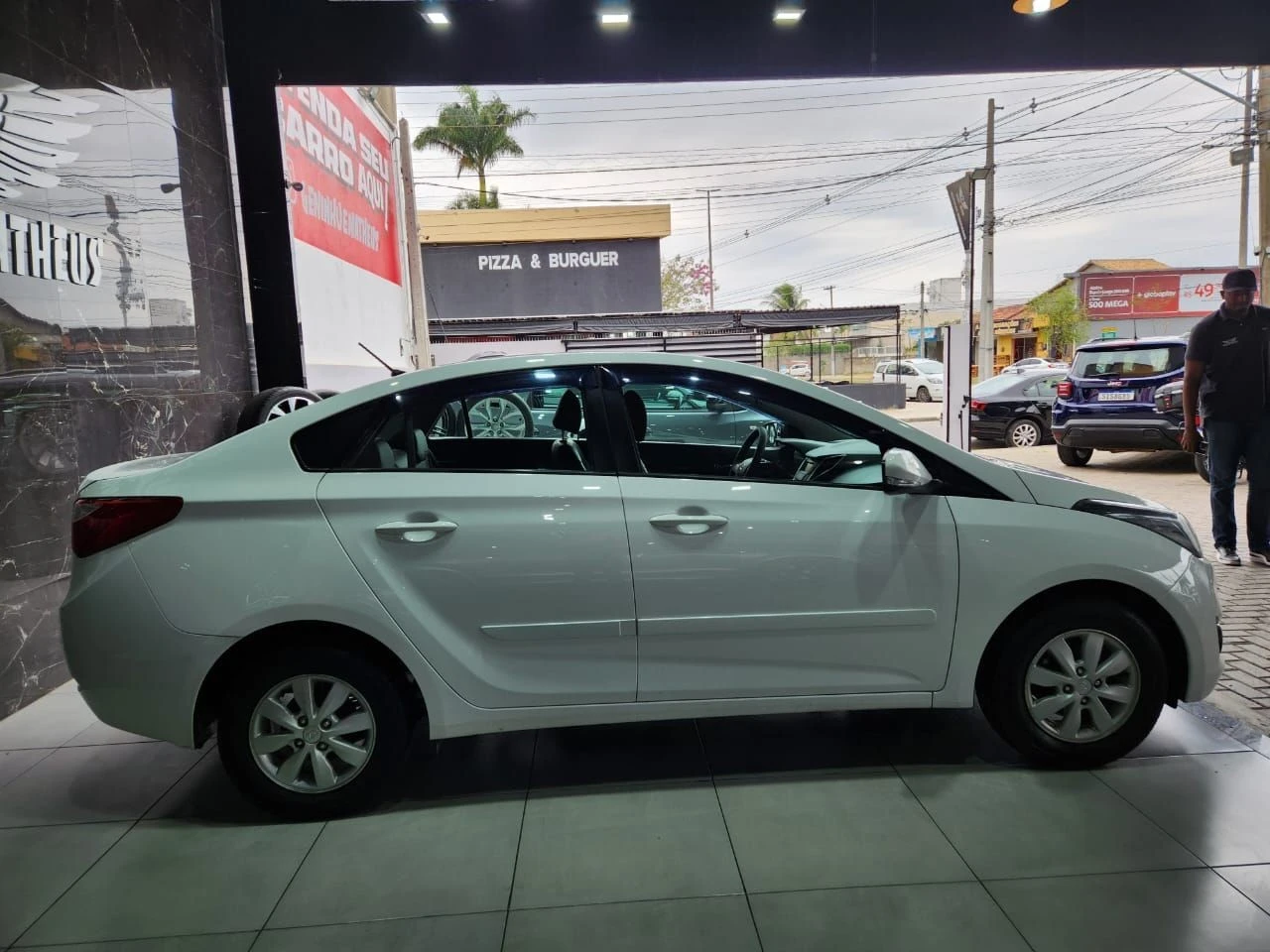 HYUNDAI HB20S