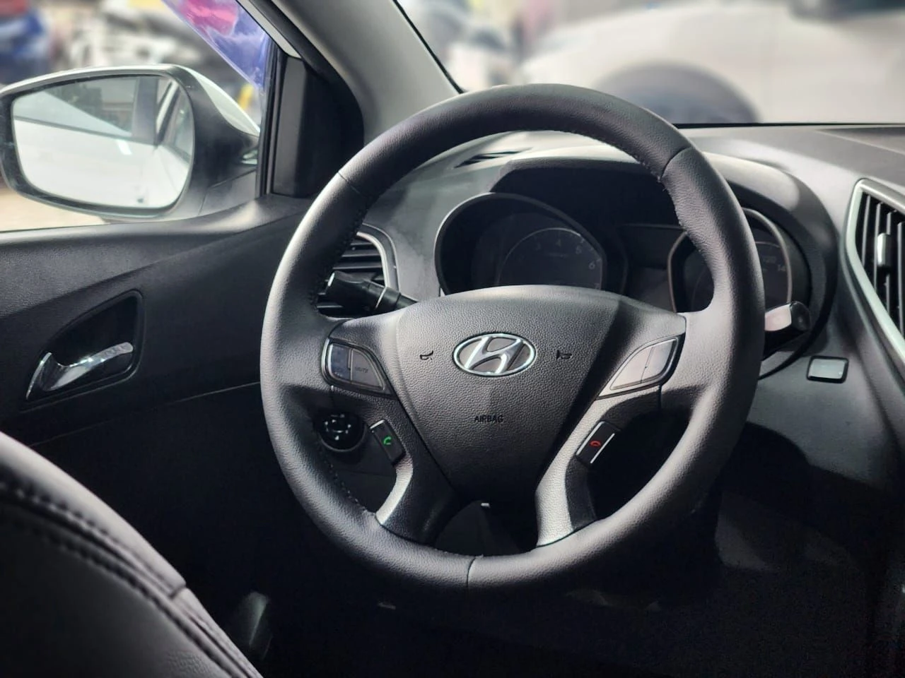 HYUNDAI HB20S