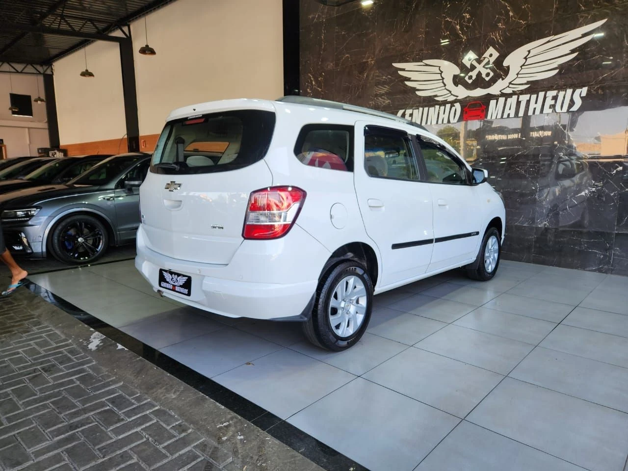 CHEVROLET SPIN