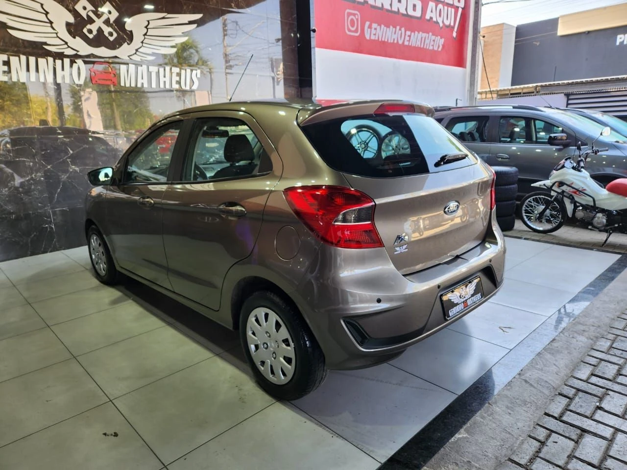 FORD KA