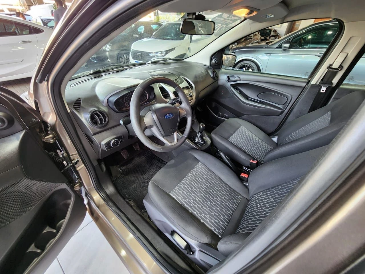 FORD KA
