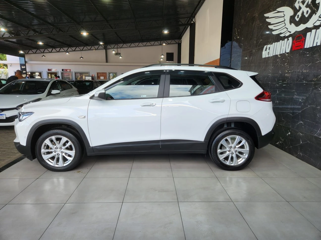 CHEVROLET TRACKER