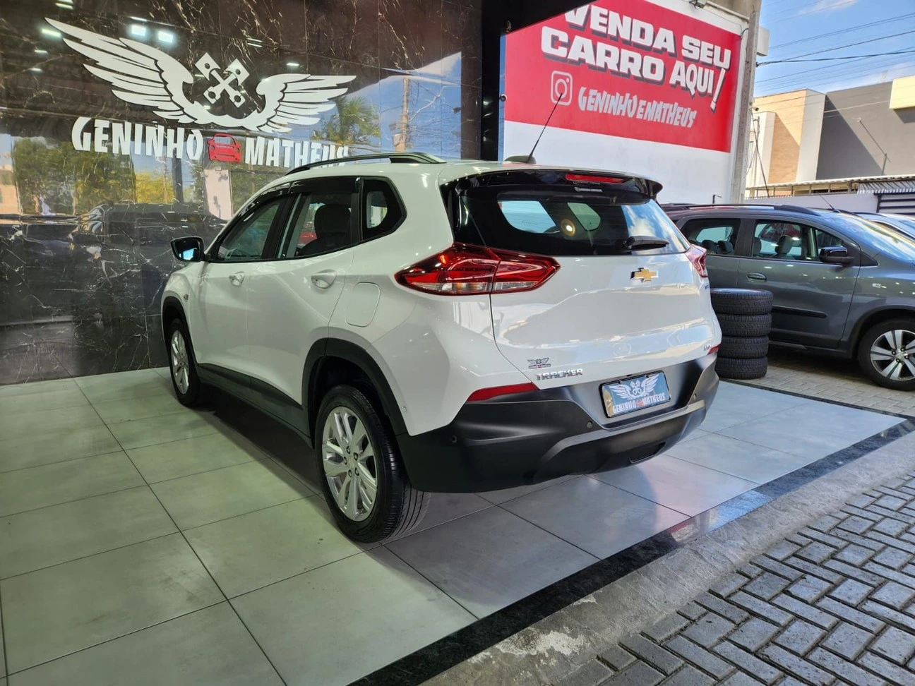 CHEVROLET TRACKER