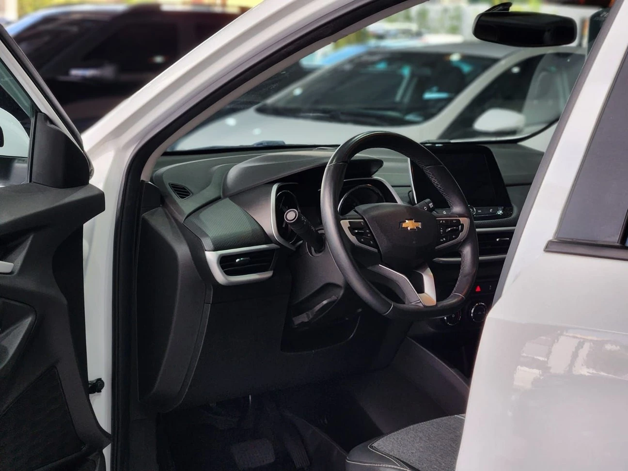 CHEVROLET TRACKER