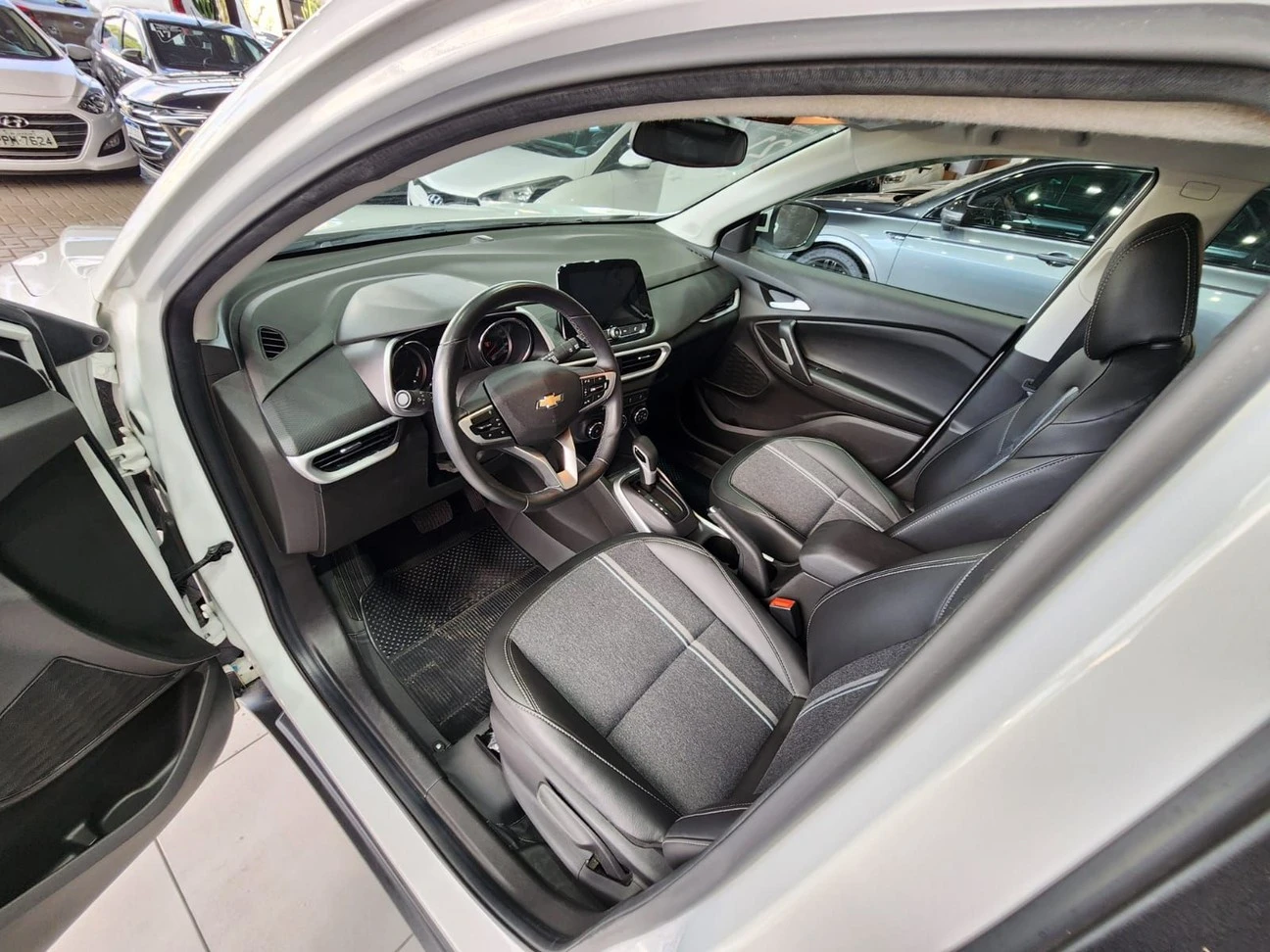 CHEVROLET TRACKER