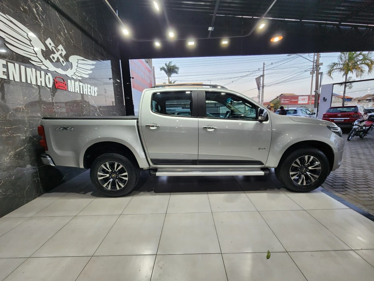 CHEVROLET S10