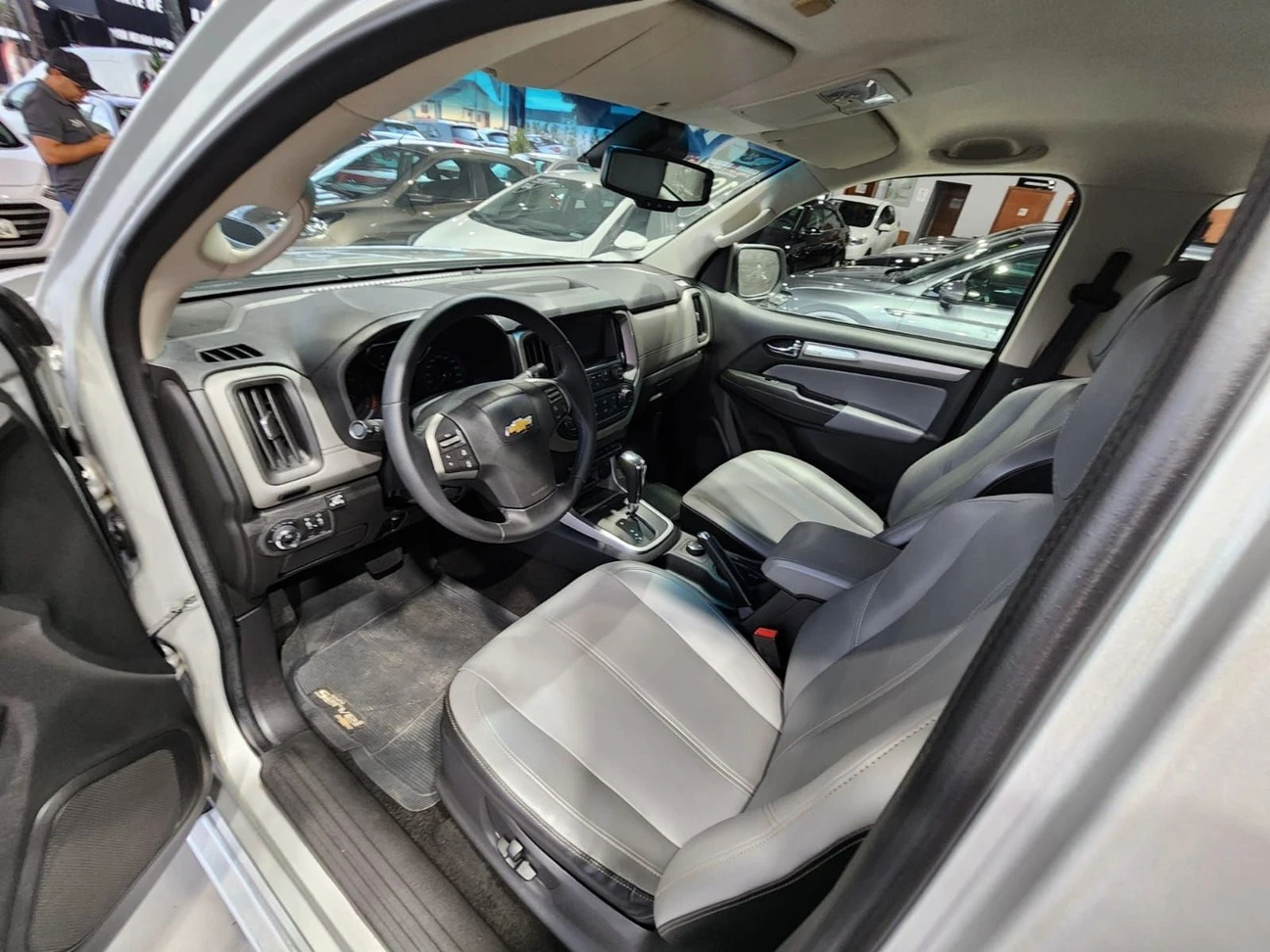 CHEVROLET S10