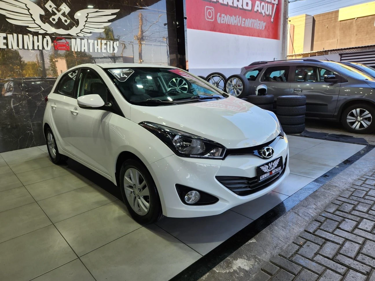 HYUNDAI HB20