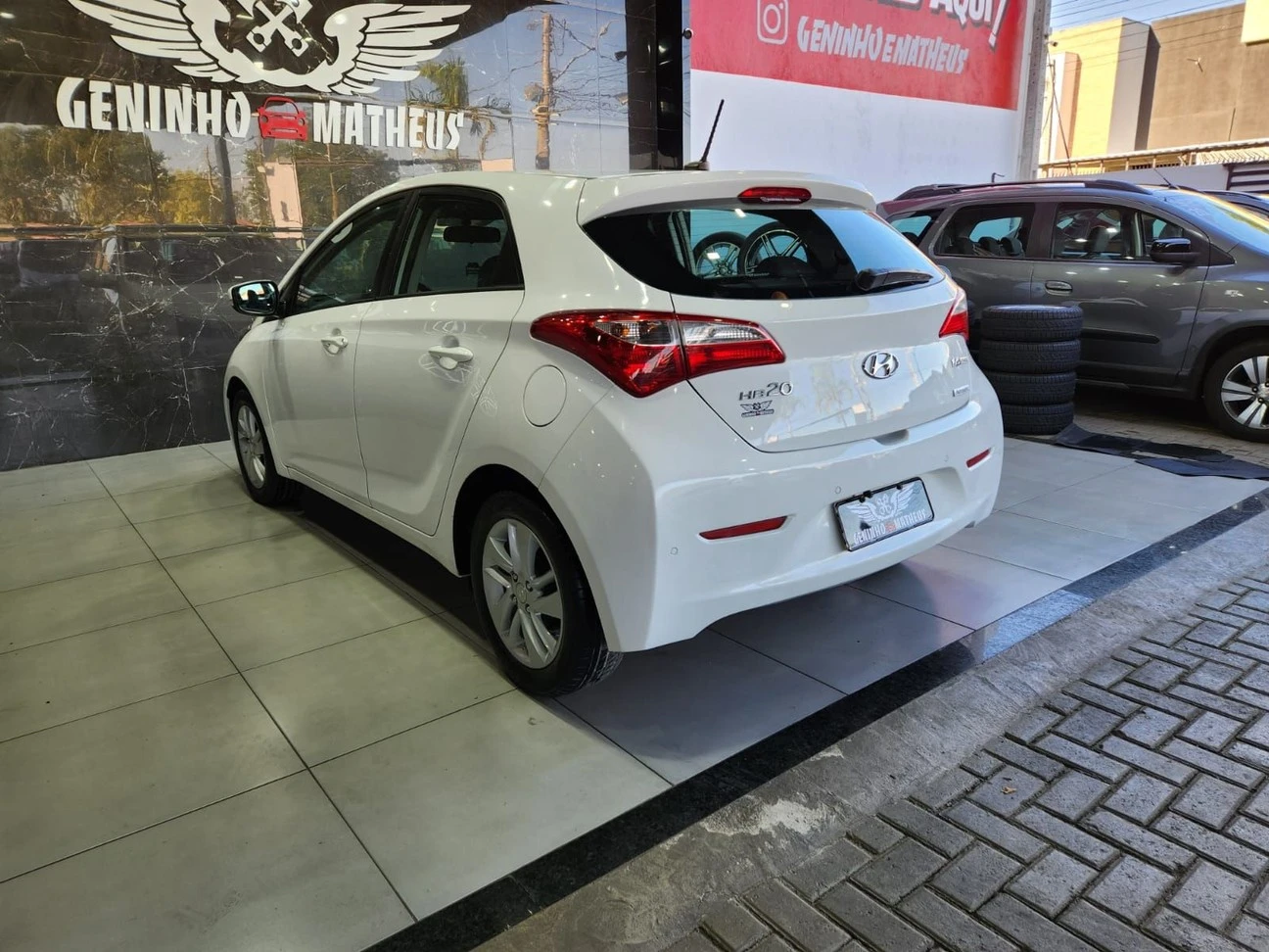 HYUNDAI HB20