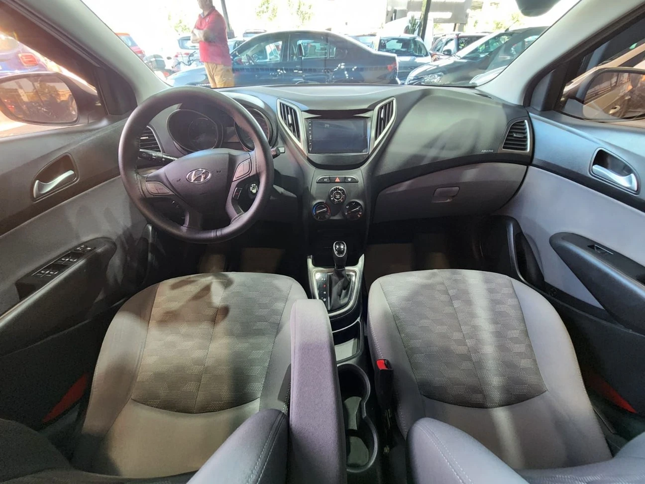 HYUNDAI HB20S