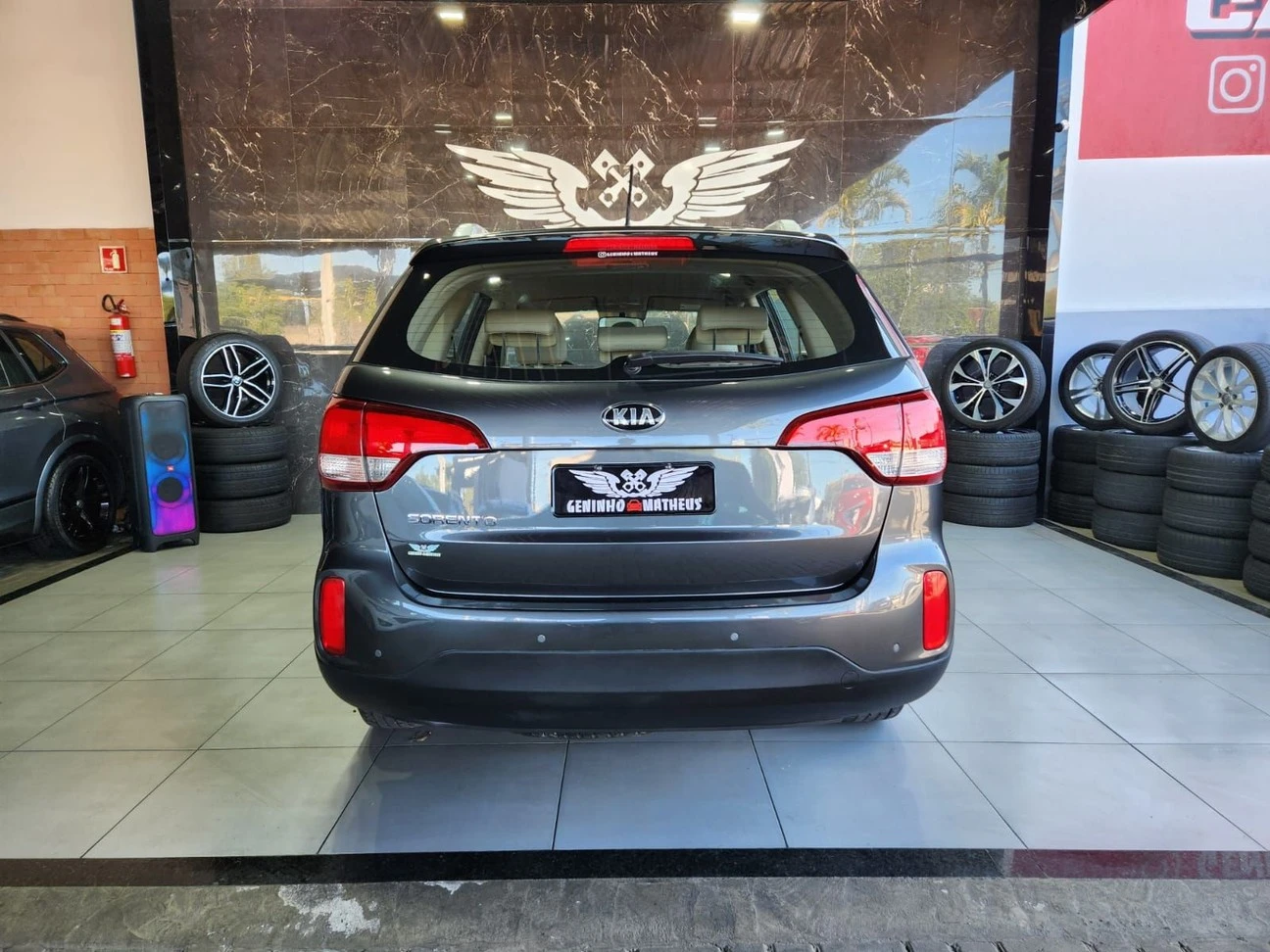KIA SORENTO
