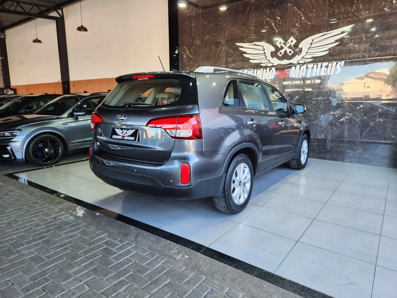 KIA SORENTO