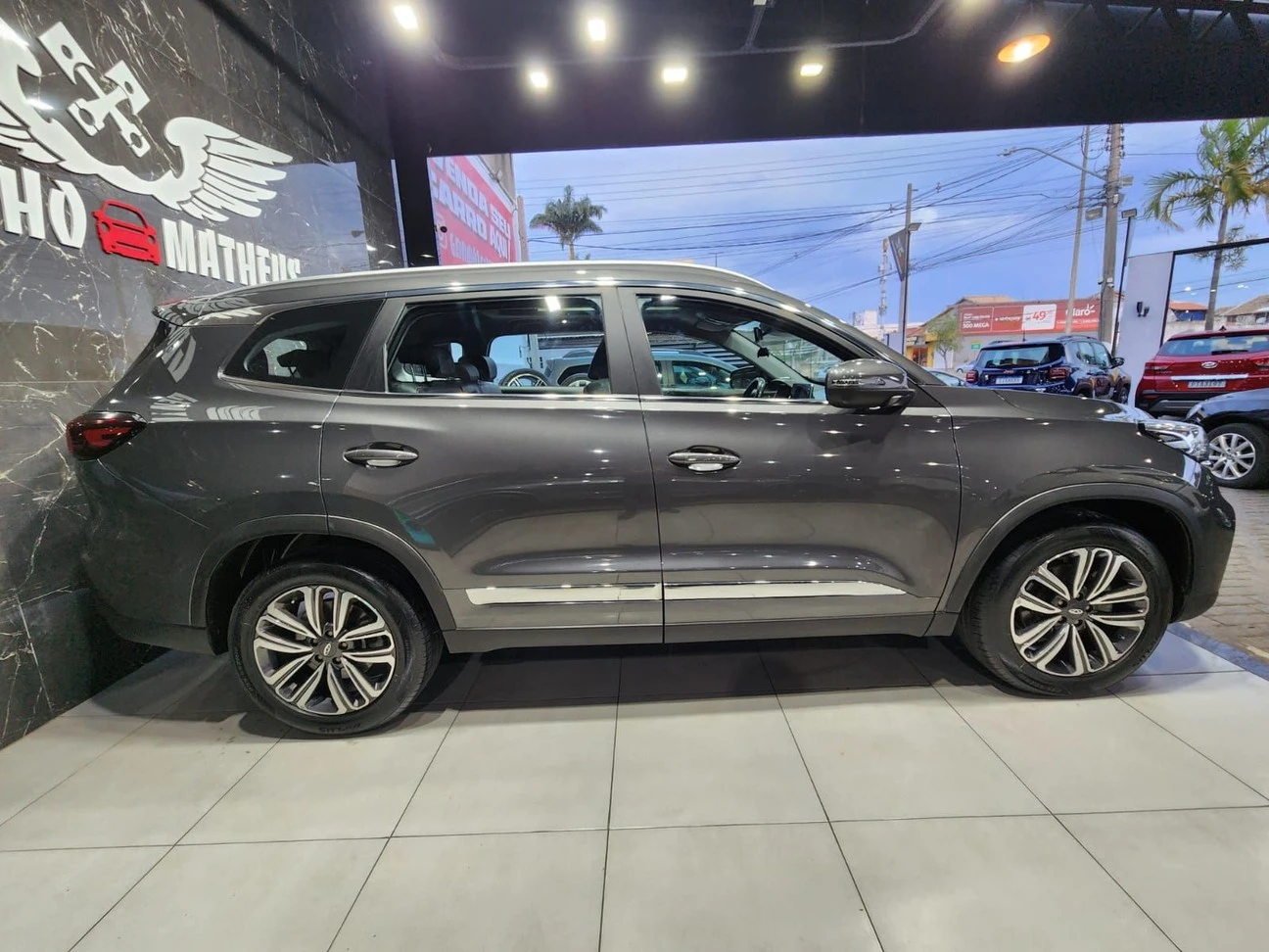 CHERY TIGGO 8