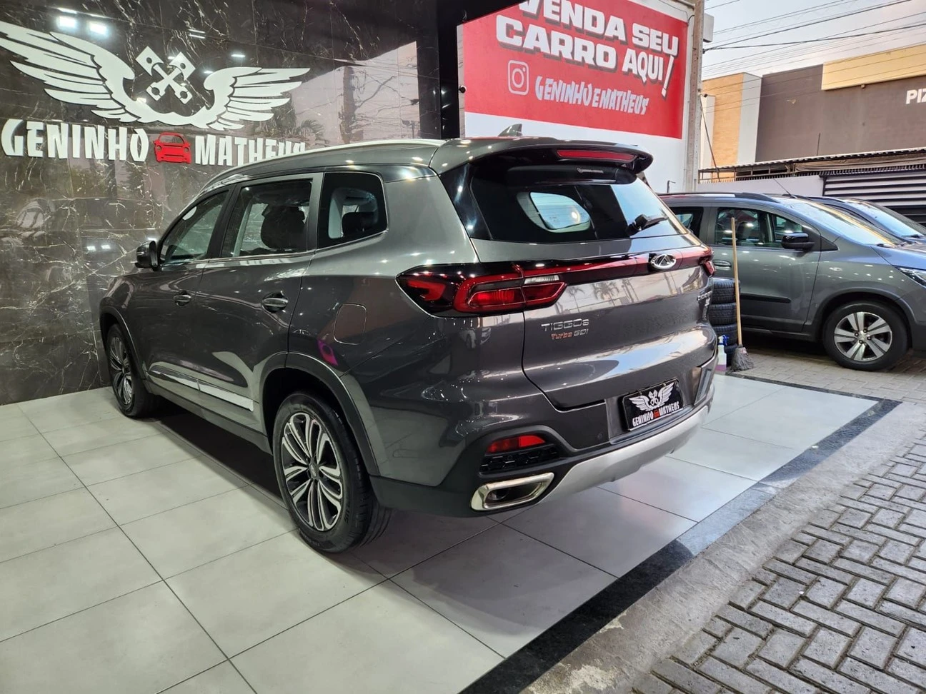 CHERY TIGGO 8