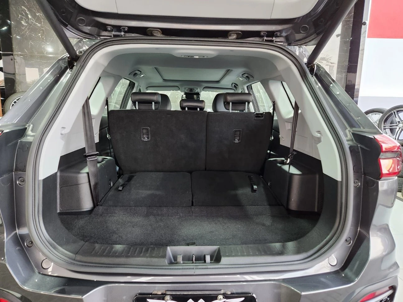 CHERY TIGGO 8
