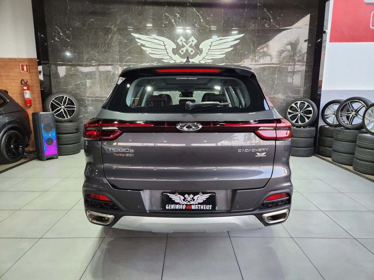 CHERY TIGGO 8