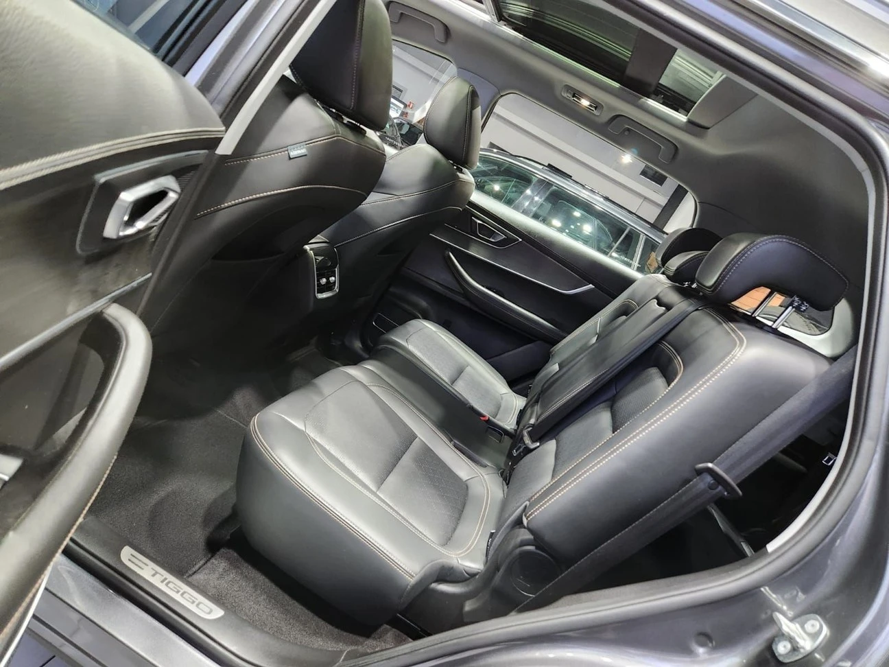 CHERY TIGGO 8