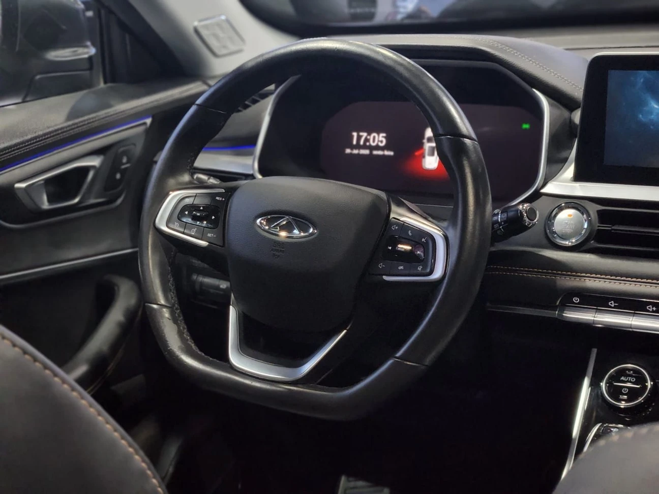 CHERY TIGGO 8