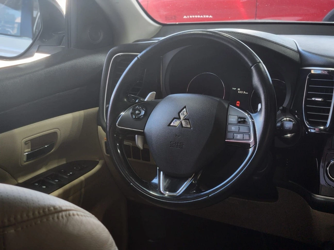 MITSUBISHI OUTLANDER
