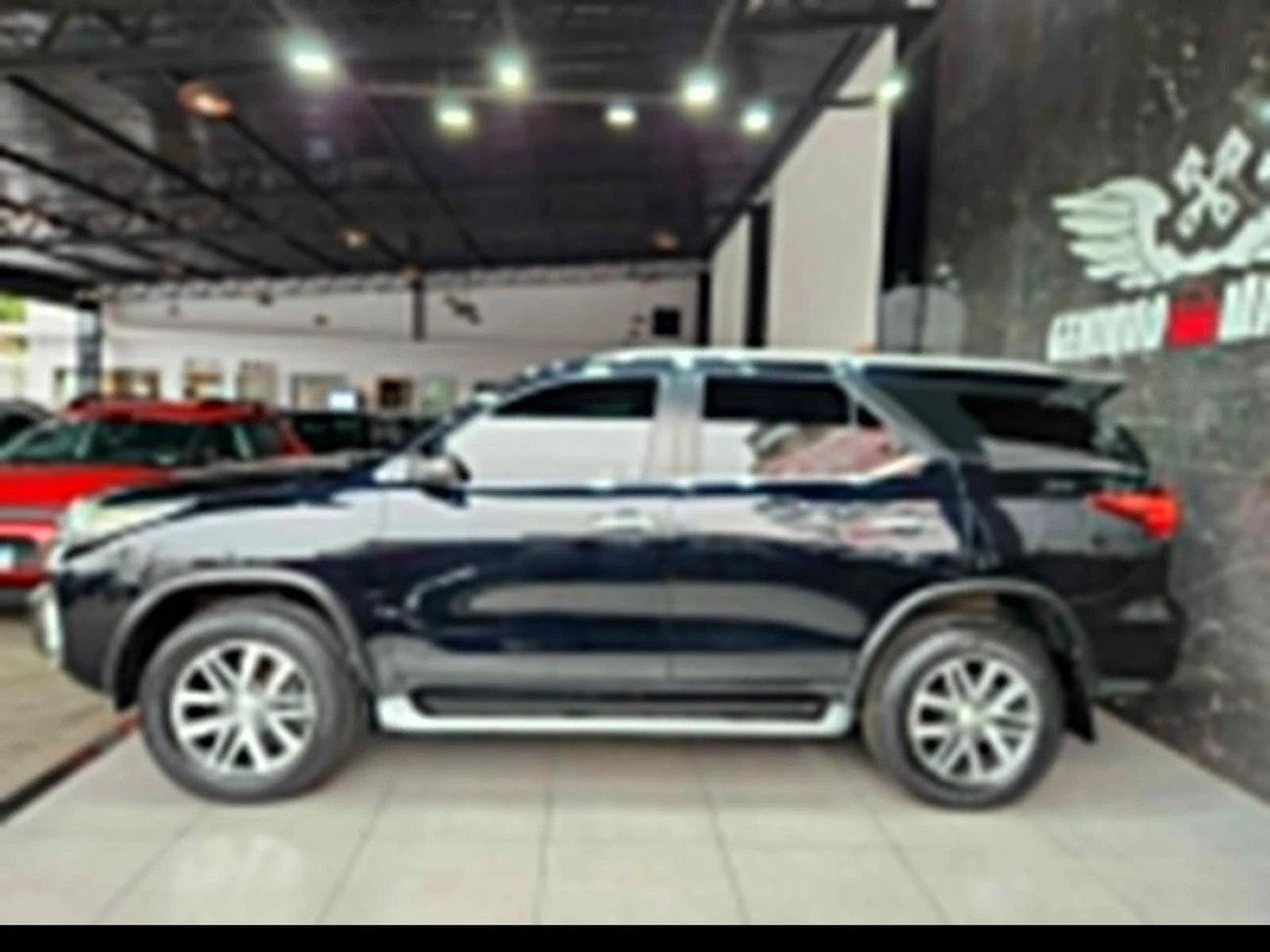 TOYOTA HILUX SW4